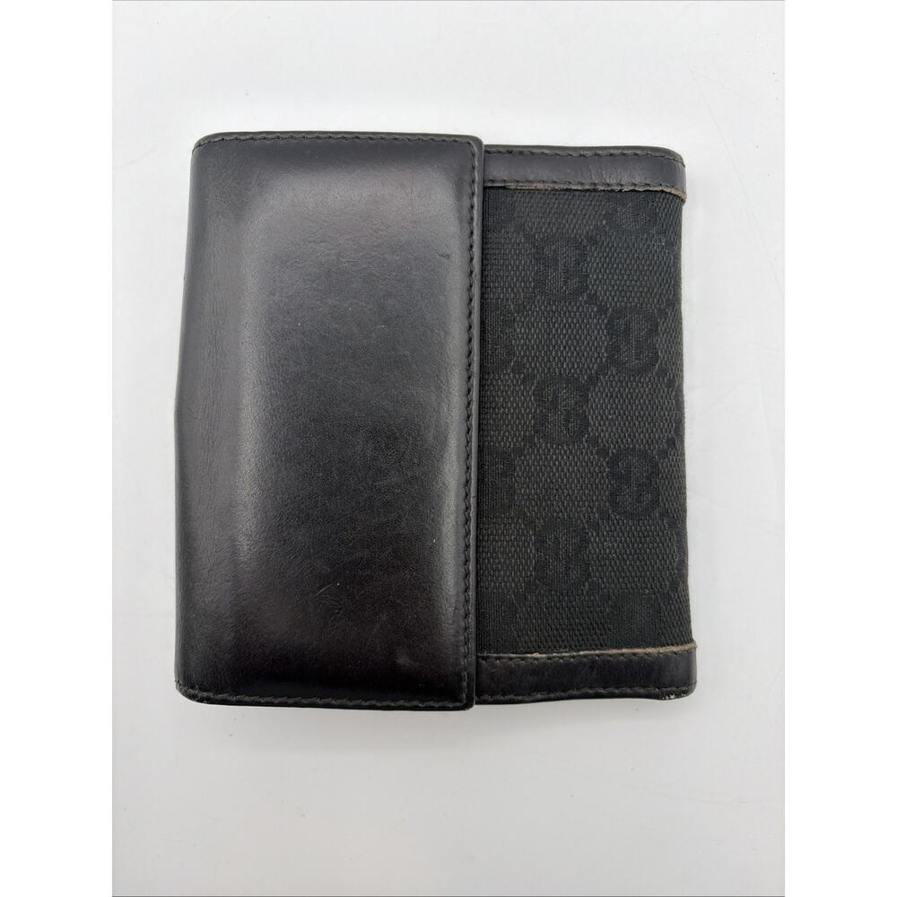 GUCCI GG LOGO BLACK LEATHER/CANVAS COMPACT BIFOLD WALLET W/BUCKLE CLOSURE RARE - Picture 3 of 16
